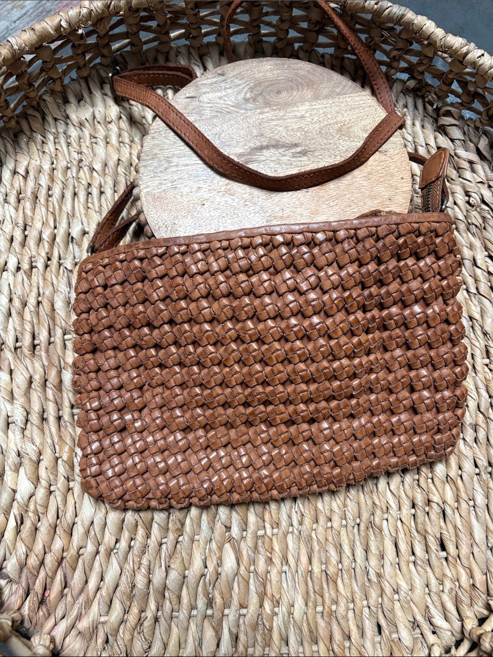 Women’s Woven Leather Crossbody Bag - Brown